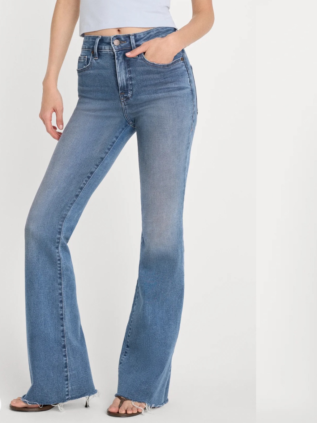 Good American Vintage Wash Flare Jeans In Blue
